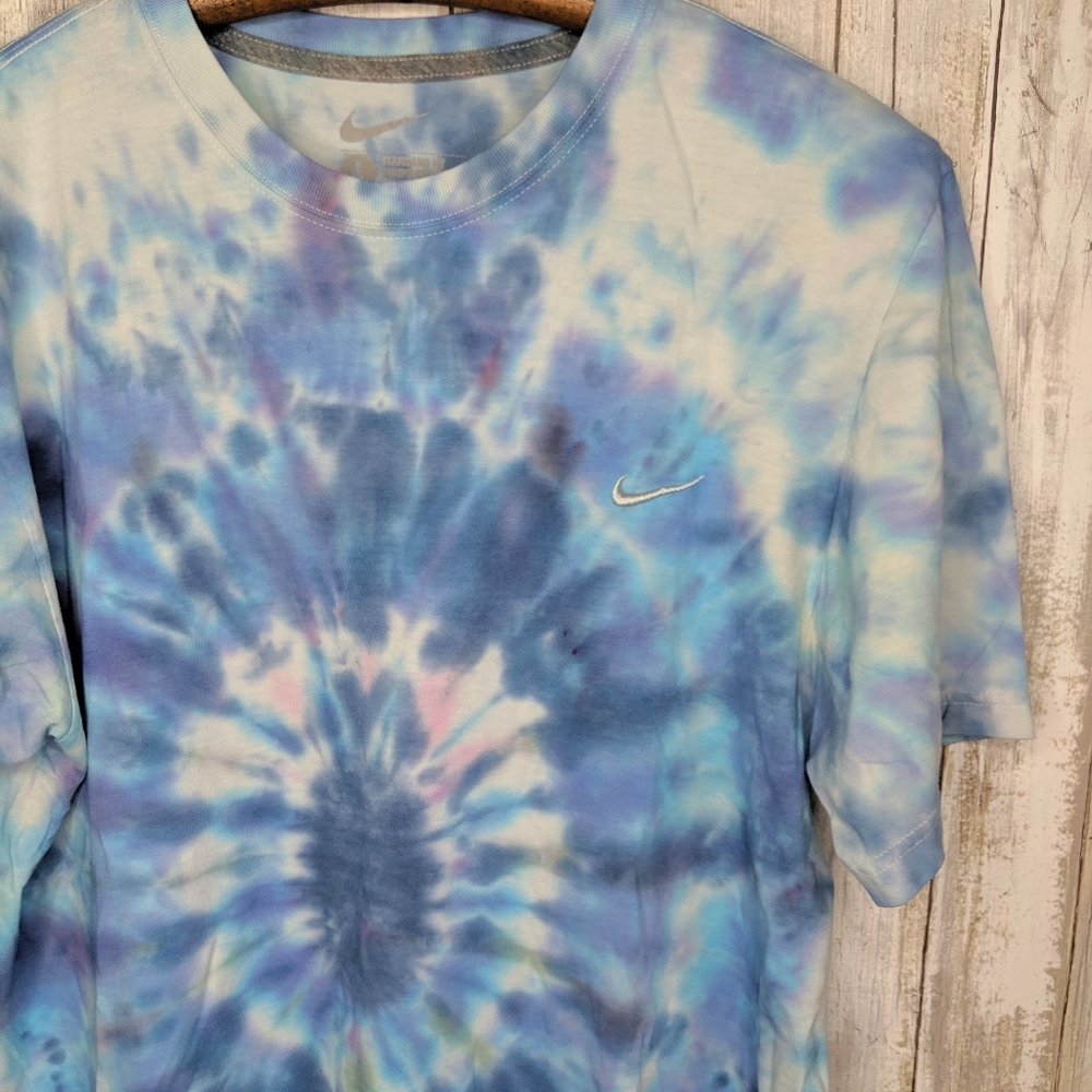 Nike Swoosh Tie Dye T-shirt Large - Picture 4 of 7